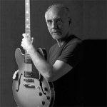 Larry Carlton