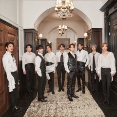 SUPER JUNIOR