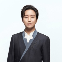 李玉刚